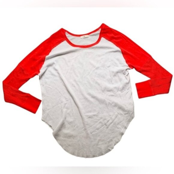 Aritzia TNA Baseball Henley T-shirt Top Waffle knit 3/4 length sleeve Red Size S - Picture 3 of 16